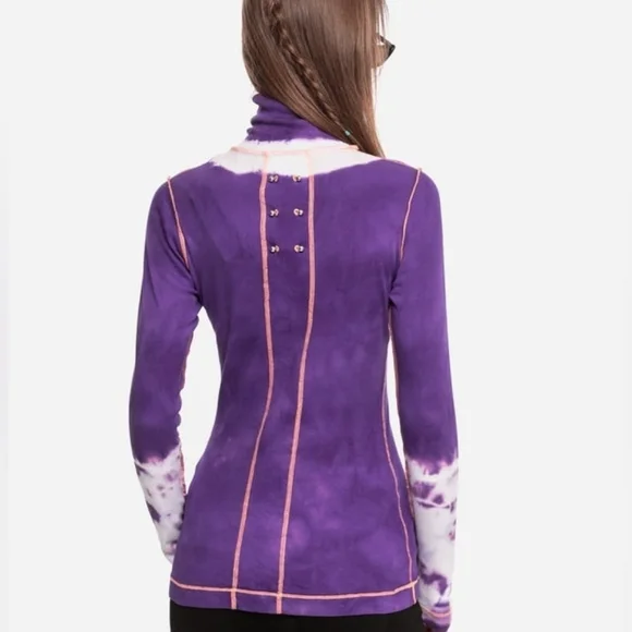 Diesel Early 2000s Y2K Purple Tie Dye Turtleneck w/ Back Piercing Detail Size L - Picture 2 of 15